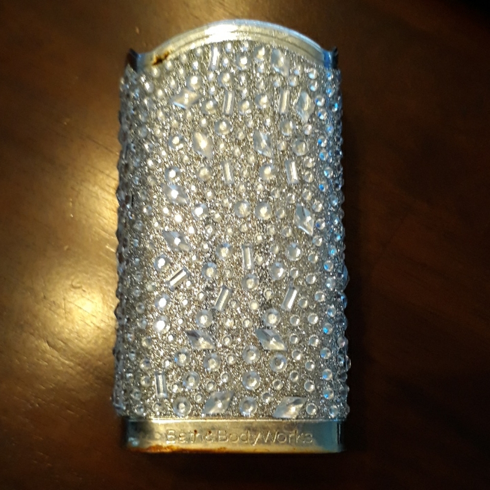 SOLD Wallflower Plug, Soap Holder, & Car Visor Clip - Picture 5 of 10
